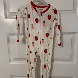 Kyte Baby Strawberry footie pajamas